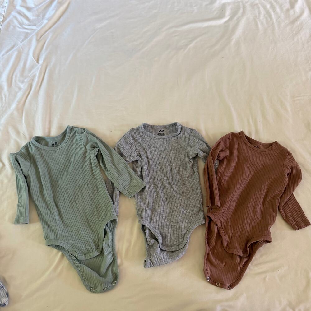 Baby Boy Neutral One Piece Bundle 0-12mos - Picture 12 of 12